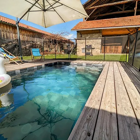 La Fontaine & Piscine Chauffee - Corps D Uriage Βίλα Saint-Martin-dʼUriage